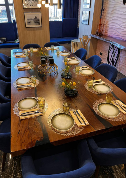 картинка Столы ЭПОКС от компании CORSASTYLE